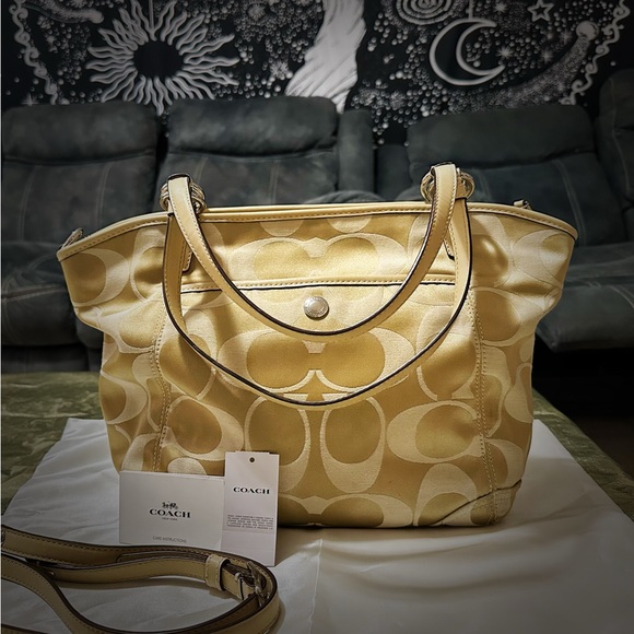 Vintage Y2K Coach Shoulder Bag beige color Shoulder Bag new without tags - Picture 15 of 17